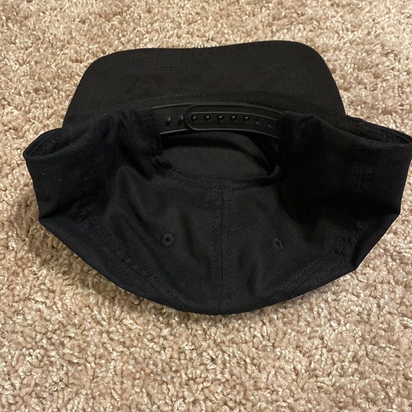 Hat (barely worn) Privada Cigar Club - Picture 3 of 4